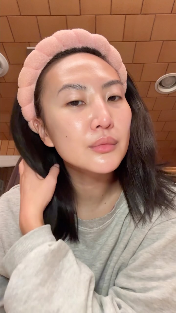 Instagram post by @sunnytsao for Herbivore. Caption reads: a simple cleanser that you can also use to remove....