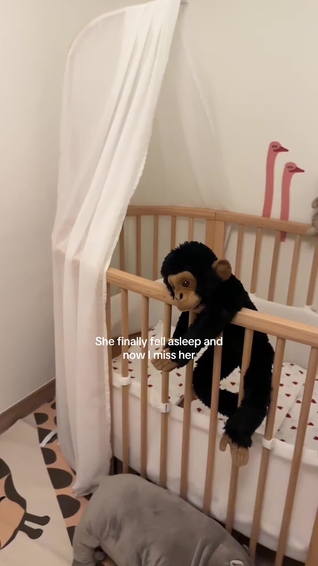 TikTok post by @noradari_ for Stokke. Caption reads: [...] pure bliss 🧸 • • Her bed is from....