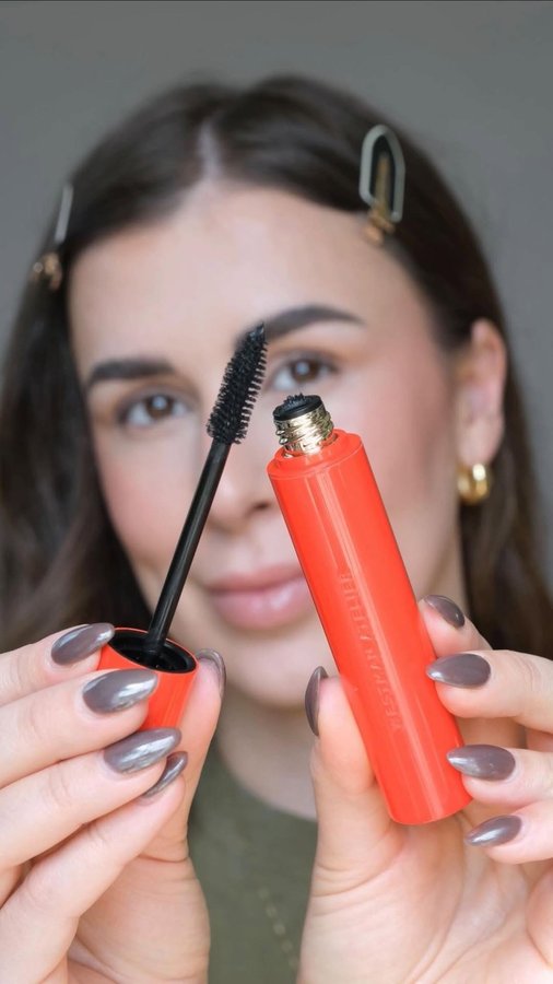 Instagram post by @autumnmlove for Credo Beauty. Caption reads: The Friends of @credobeauty 20% off Sale is here....
