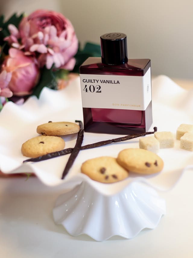Instagram post by @scentedbyiva for Bon Parfumeur. Caption reads: [...] and sprinkled almonds.🍰🥛🤍 PR*....