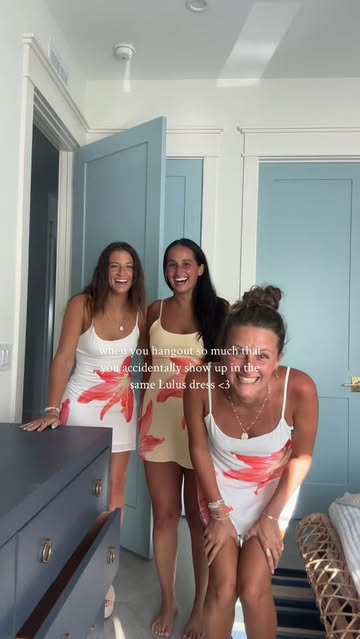 Instagram post by @hanna_noellee for Lulus. Caption reads: I love matching my friends in @lulus #luluspartner....