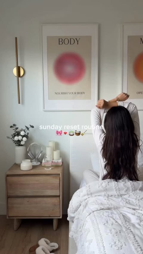 Instagram post by @kirra.mov for Ryl Tea. Caption reads: Let's beat the sunday scaries with my wellness....