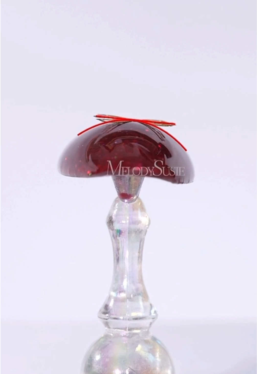 TikTok post by @nailsbyschimanskide for MelodySusie. Caption reads: Cr. @melodysusie #nägel #nails #nailhacks.