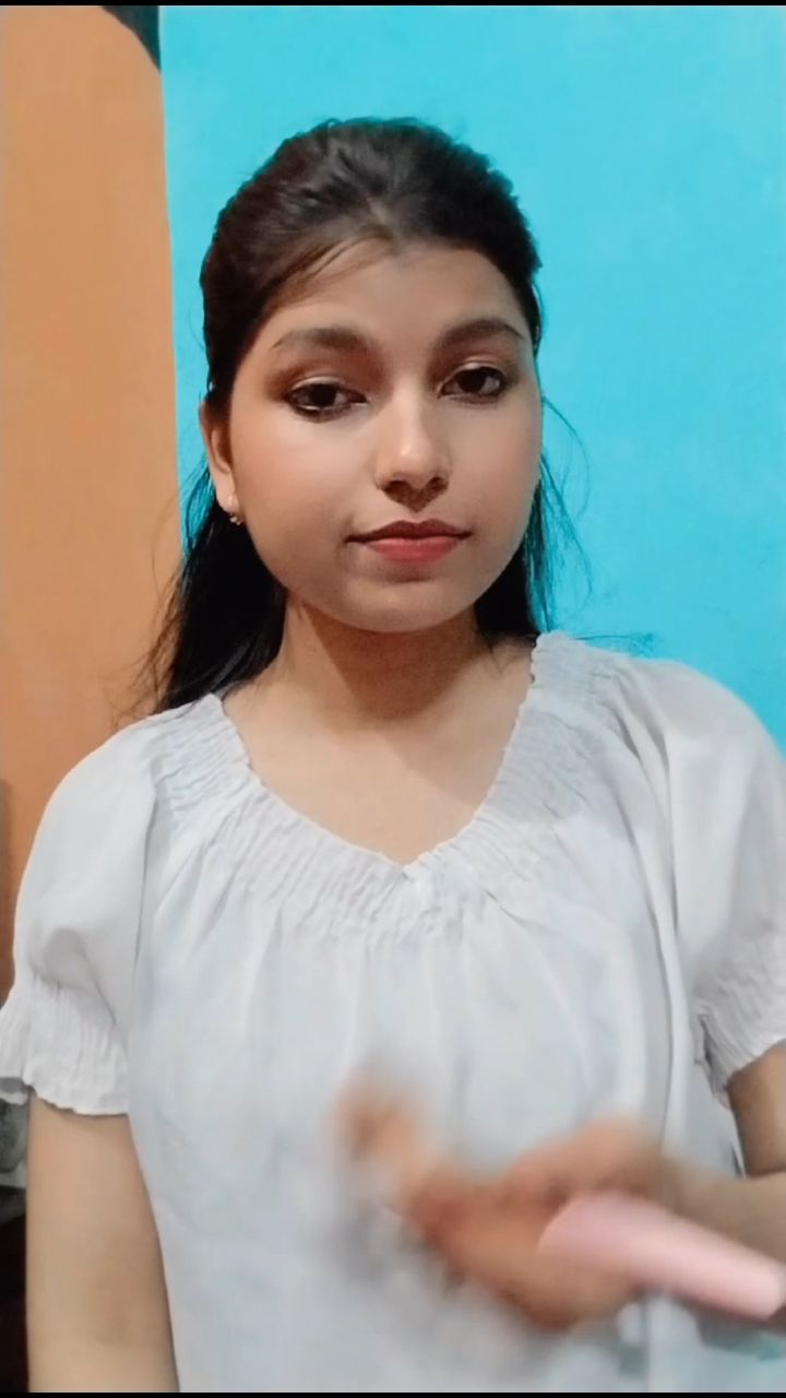 Instagram post by @iamlovelytolove for Rexona. Caption reads: Caption:-
Every dream of yours is worth showing up....