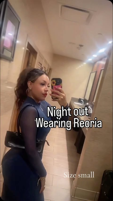 Instagram post by @stephanie.motivates for Reoria. Caption reads: [...] & go to dinner 🍽️ 😩😅 Dinner vibes in....