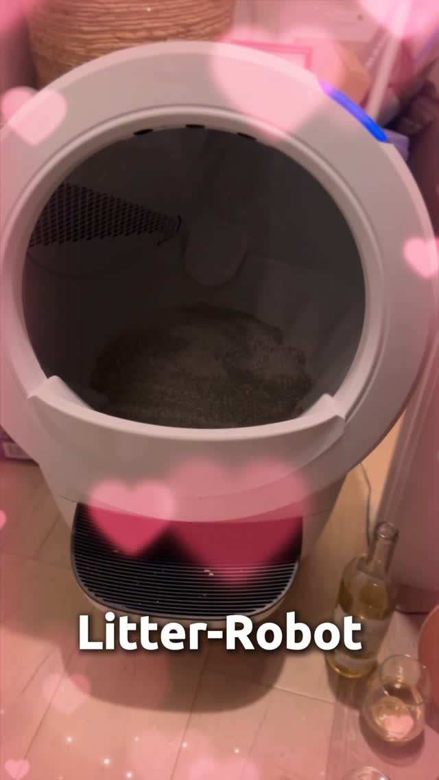 Instagram post by @zoltancomedy for Litter-Robot. Caption reads: This Valentine’s Day, why don’t you ditch that old....