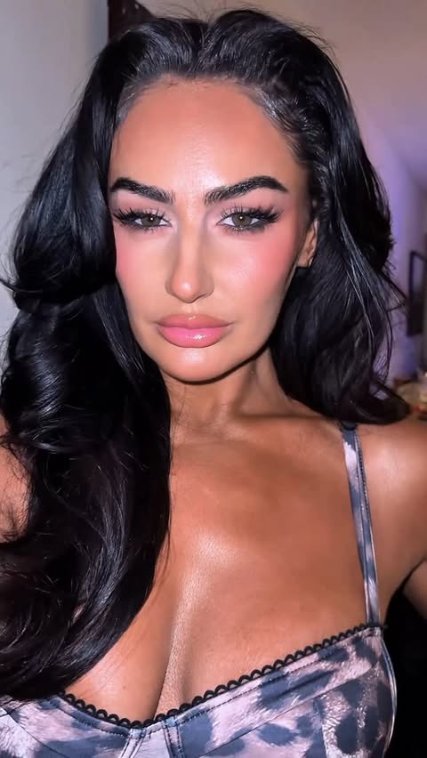 Instagram post by @blamurphy for BiaBelle Beauty. Caption reads: Santa baby I want all @biabellebeauty Gift Sets....