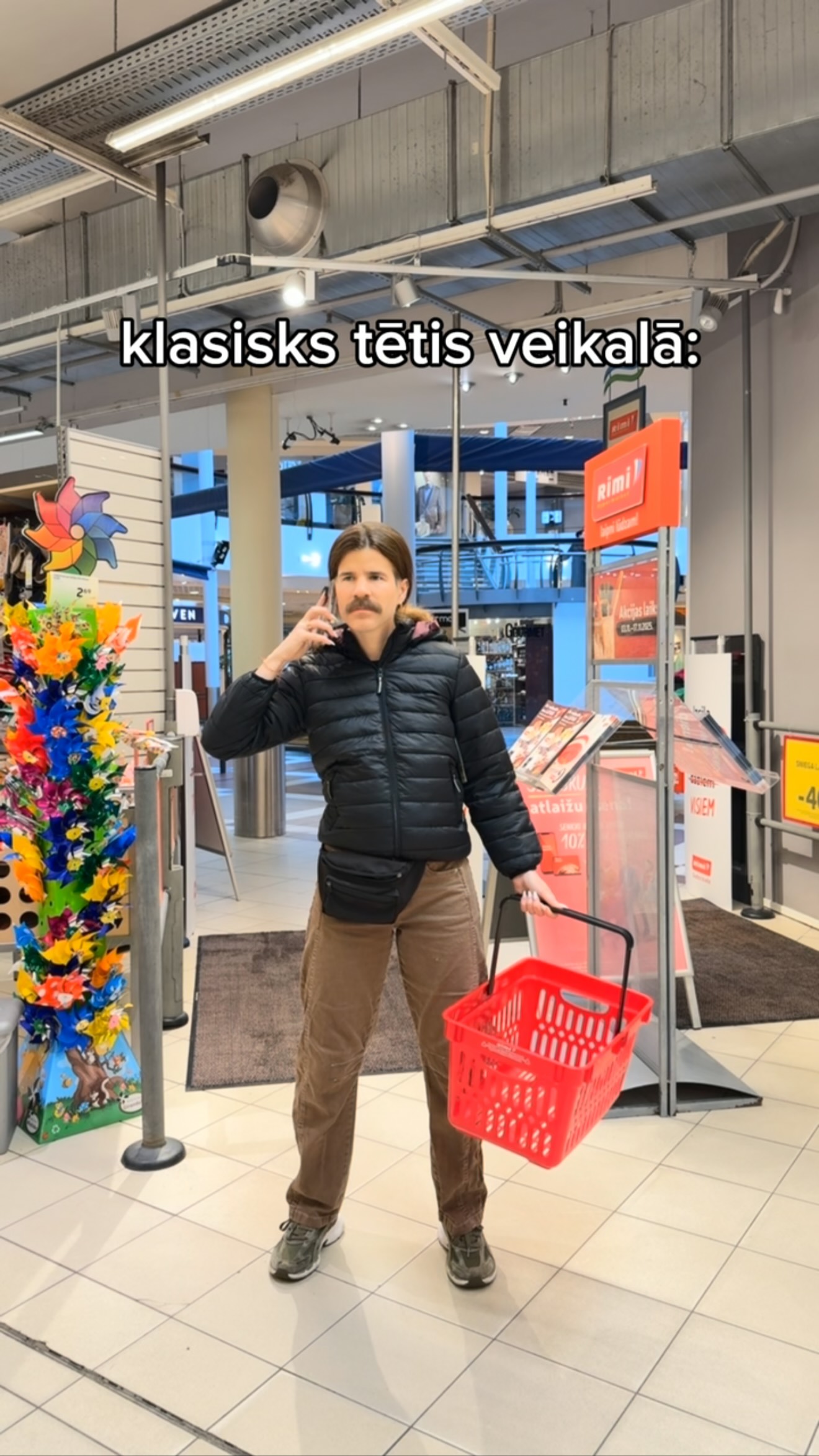 Instagram post by @sendijago for Rimi Latvija. Caption reads: Gatavojies 🇱🇻 svētkiem laicīgi & piedalies....