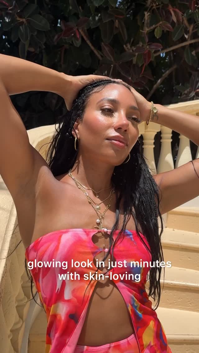 Instagram post by @heygorjess for Well People. Caption reads: Glowing skin in minutes ✨. This @wellpeople duo is....