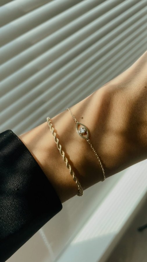 Instagram post by @baybemichelle for GelinDiamond. Caption reads: [...] evil eye that I just can’t resist 🧿....