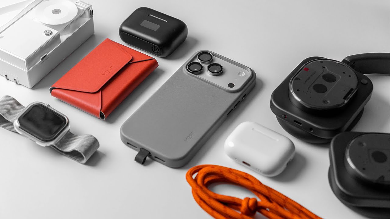 YouTube post by @ark.curate for Ulanzi. Caption reads: BEST iPhone 17 Accessories (My Real Everyday Kit).