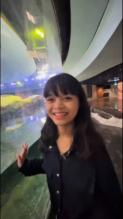 Instagram post by @araaziz for VisitSingapore. Caption reads: After the long and stressful exam season, join me....