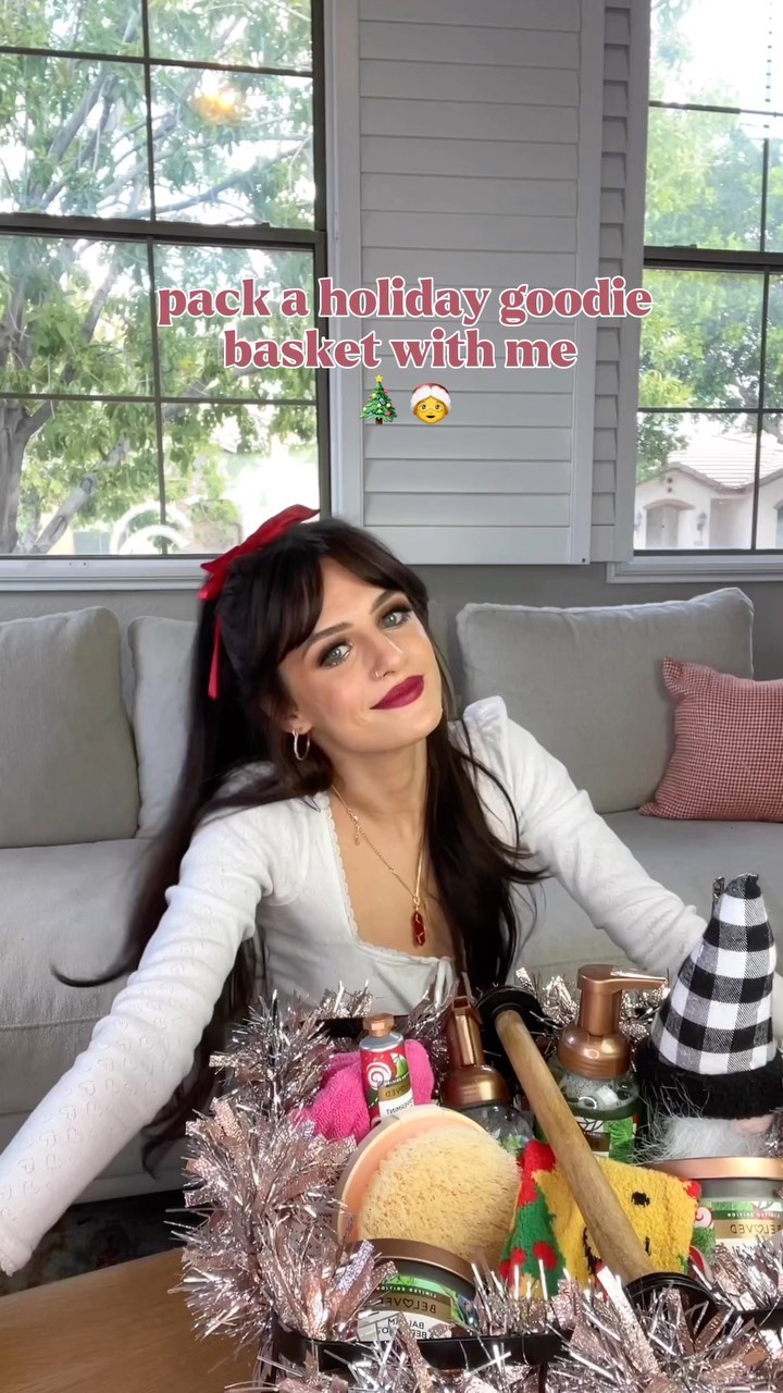 Instagram post by @autumrainn for Love Beauty And Planet. Caption reads: Just call me Santa 🎅 quick and easy holiday gift....