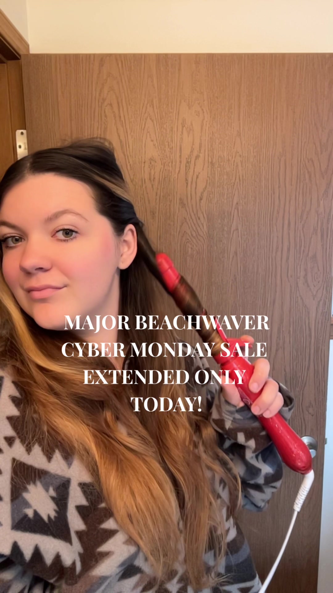 TikTok post by @momtomomrecommends for Beachwaver. Caption reads: [...] ✨showcase✨ ONLY TODAY!! @TheBeachwaver....