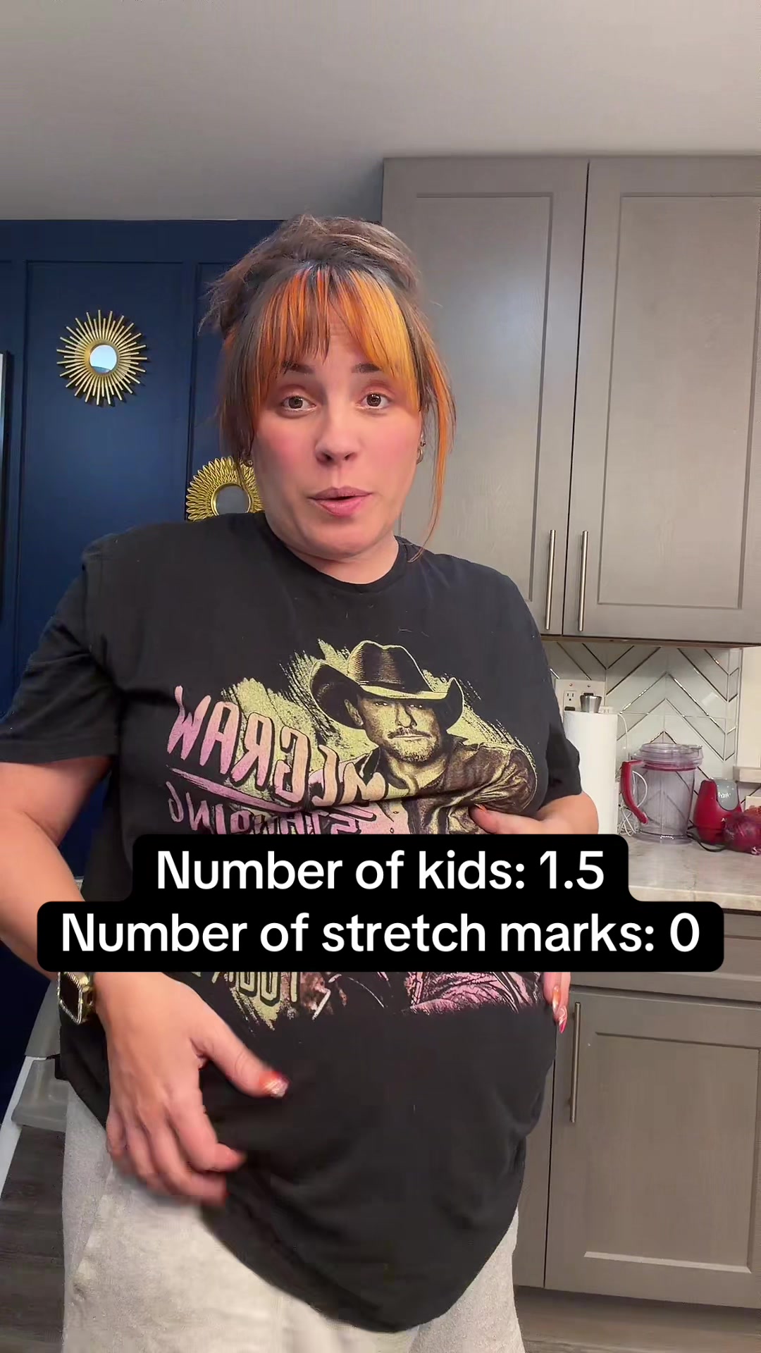 TikTok post by @jessilynnsta for Momcozy. Caption reads: #momcozy @Momcozy US #stretchmarks #pregnancy....