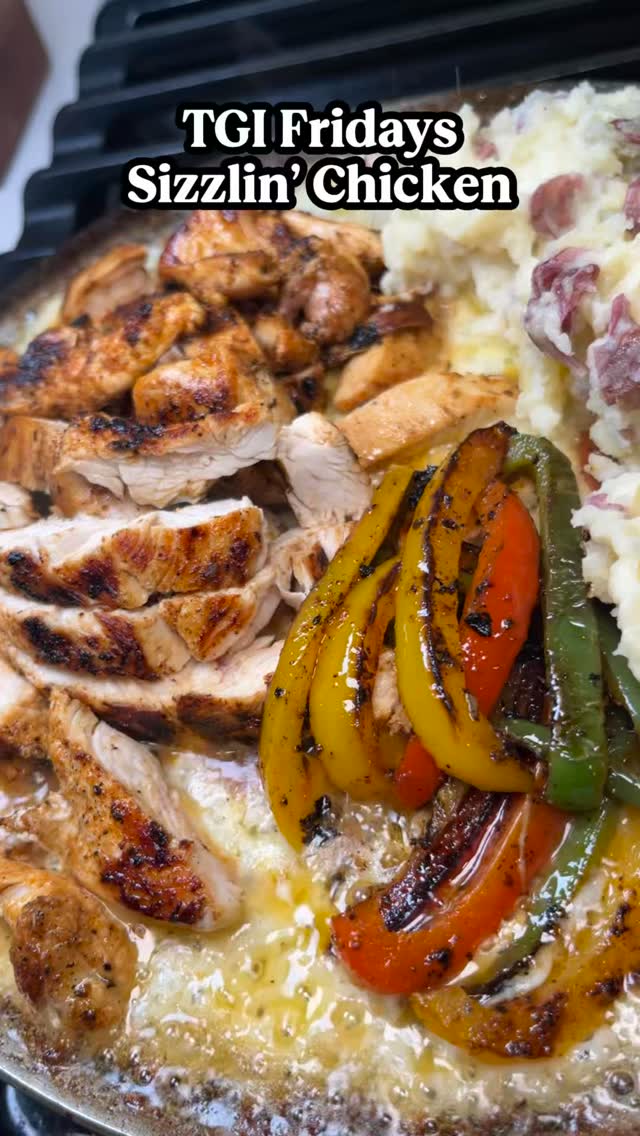 Instagram post by @callmecandace.tv for TGI Fridays. Caption reads: TGI Fridays Sizzlin Chicken at Home ✨ @tgifridays....