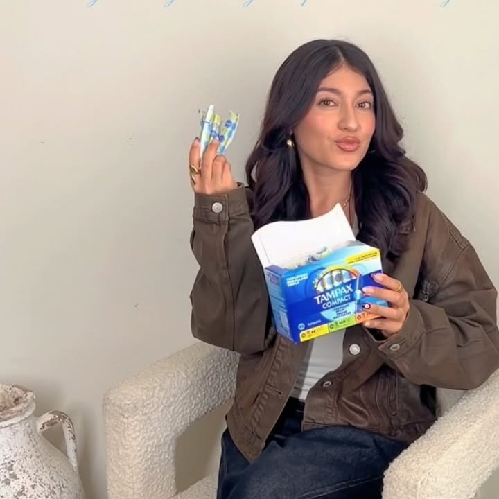 Instagram post by @miholanyochoa for Tampax. Caption reads: #Ad #Tampax_Partner Tampax Compact saves the day....