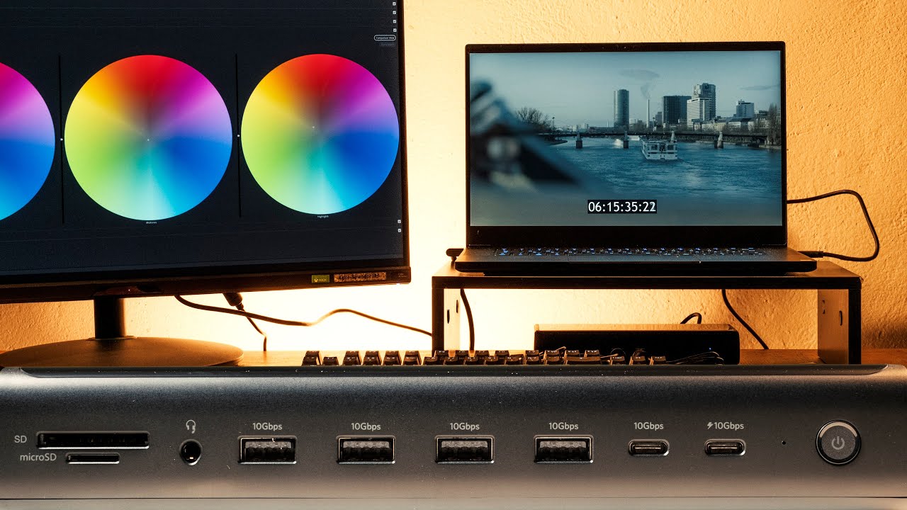 YouTube post by @FenchelJanisch2 for Flickr. Caption reads: ICY BOX 17-in-1 USB-C DisplayLink DockingStation:....