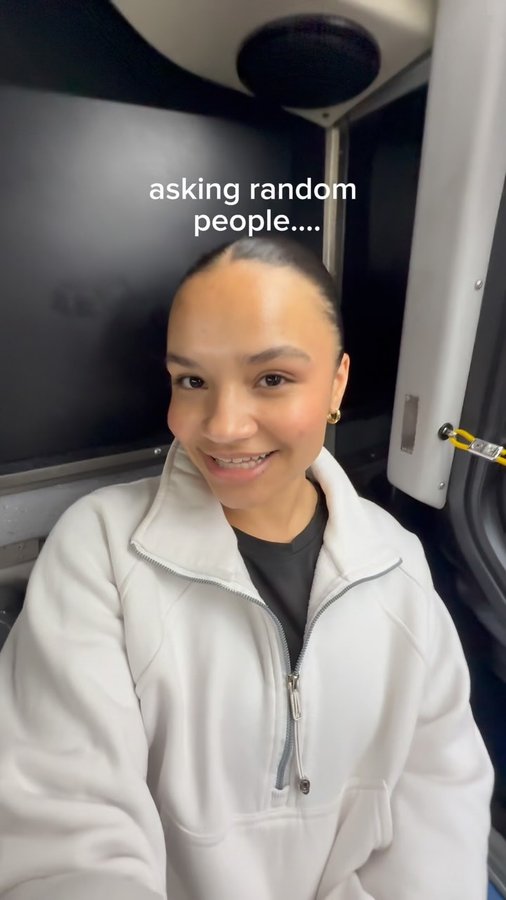 Instagram post by @leasjahjenae for SoulCycle. Caption reads: #SoulCyclePartner Deal so good I need to bring....