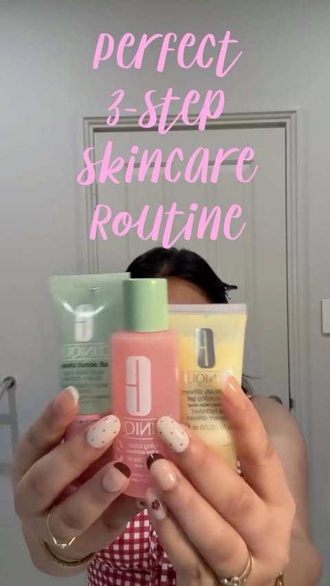 Instagram post by @nikcu_bohora for Clinique. Caption reads: [...] perfect 3-step skincare Routine 🫶🏻....