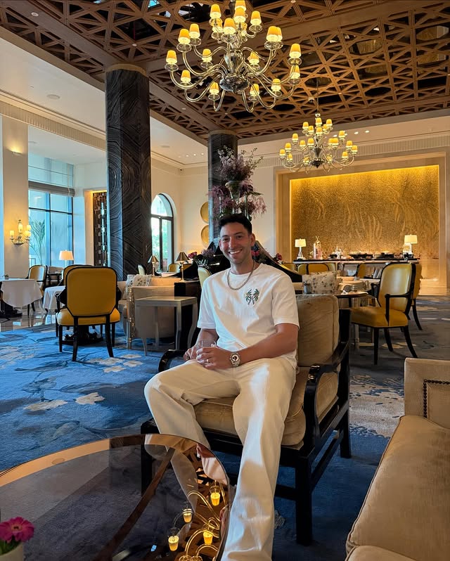 Instagram post by @crashadams for Four Seasons. Caption reads: [...] time in Dubai perfect 🫶🏼 #FSDubai....