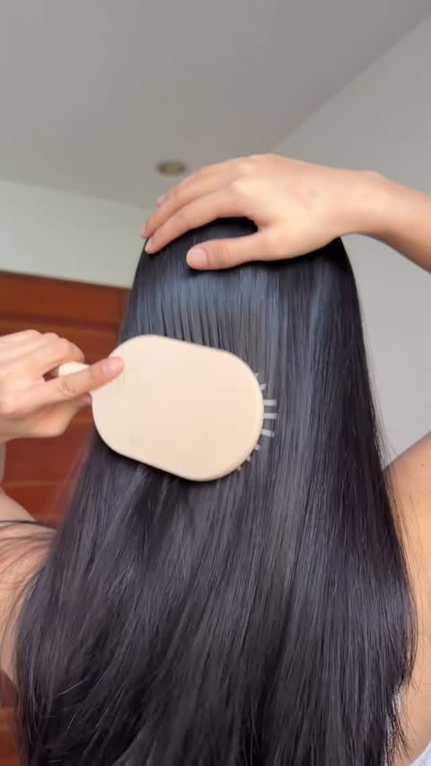 Instagram post by @rishi_ugc for Head & Shoulders North America. Caption reads: anti-dandruff care without sacrificing good hair....