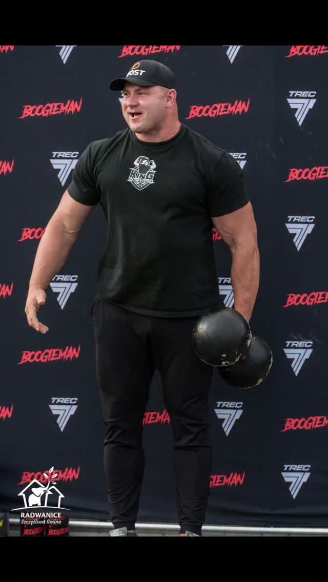 Instagram post by @kieliszkowskimateusz for TREC NUTRITION. Caption reads: [...] Dumbbell replica grip challenge with....