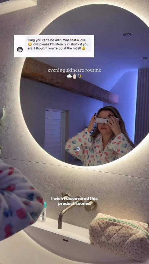 Instagram post by @lauracleanaholic for Dermatica. Caption reads: [...] your first three months using MOUNT50....