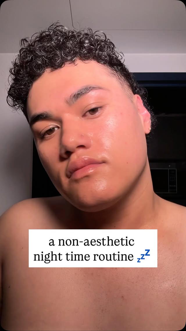 Instagram post by @kyleedethier for Elizabeth Arden. Caption reads: a non aesthetic night time routine 💤 my favourite....