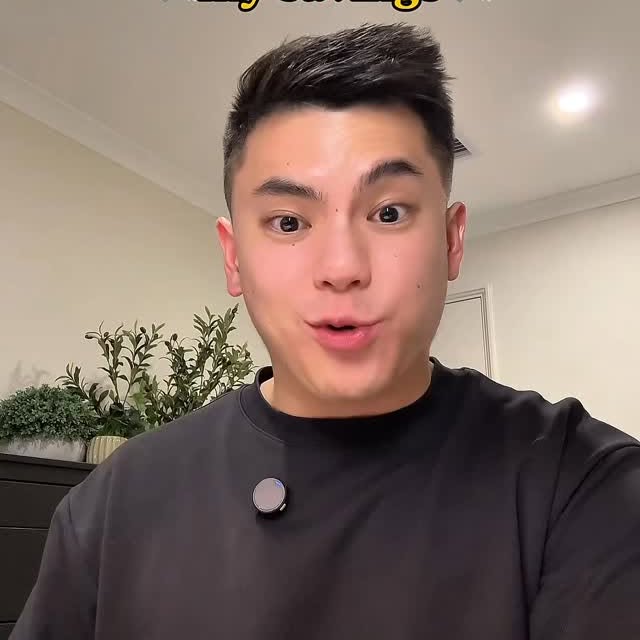 Instagram post by @wealthbymichael for Moomoo. Caption reads: [...] kickstart your investing journey with....