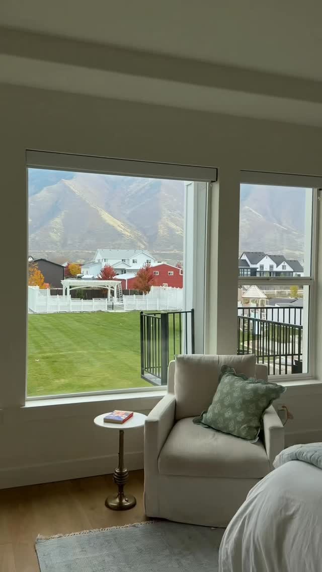 Instagram post by @huntersofhappiness for Roku. Caption reads: [...] shows. I treated myself to the new Hiro....