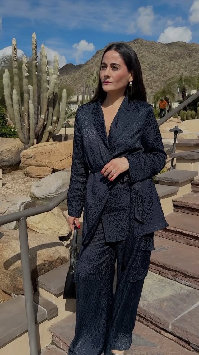 Instagram post by @milidime for New York & Company. Caption reads: Looking for nice workwear? @nyandcompany has you....