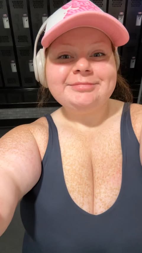 Instagram post by @glamwithstella_ for Join Amble. Caption reads: I worked so hard this year! Thank you @joinamble....