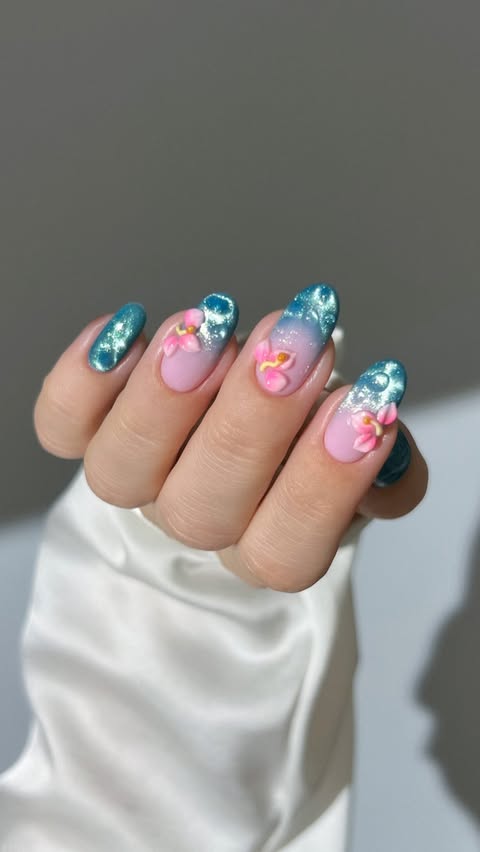 Instagram post by @heygreatnails for Beetles Gel Polish. Caption reads: [...] on a beach vacation 🌊🫧 •ad....