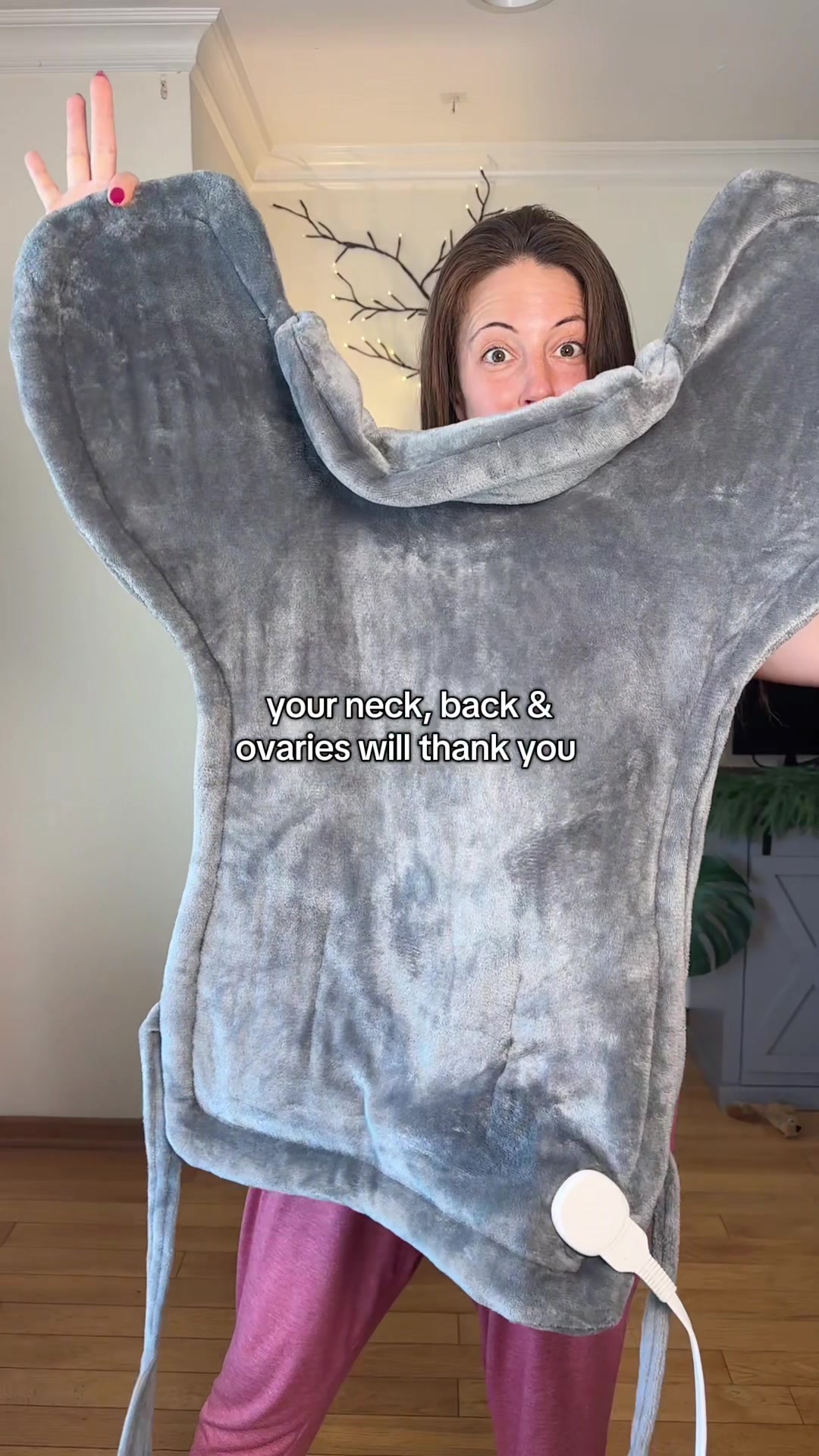 TikTok post by @jackieriso for RENPHO. Caption reads: Replying to @Bruh use code RENPHOLIDAY for 10% off....