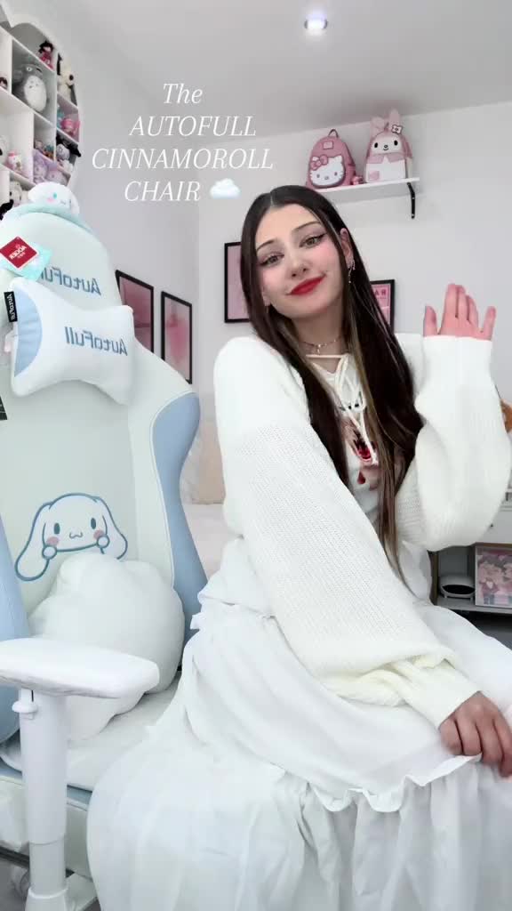 TikTok post by @nintendo.grl for AutoFull. Caption reads: [...] adorable Cinnamoroll gaming chair at....