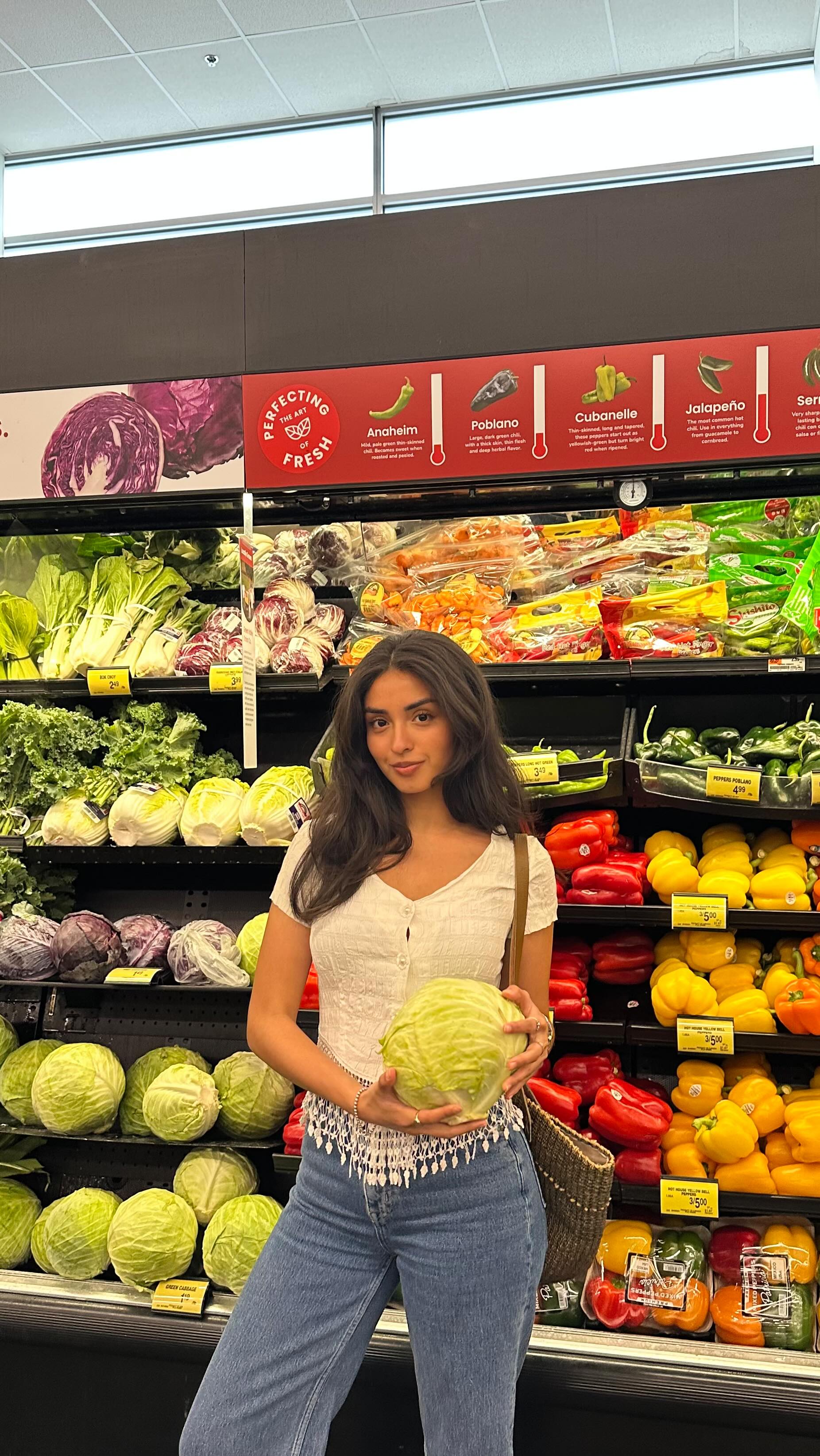 Instagram post by @itsalexml for Acme Markets. Caption reads: [...] a little time-saving toolkit. 

With....