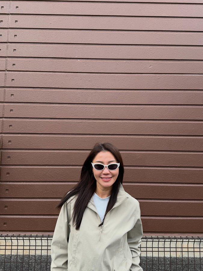 Instagram post by @nootsara13 for Under Armour. Caption reads: Day off mood: extra sugar 🍩🍵🧁.