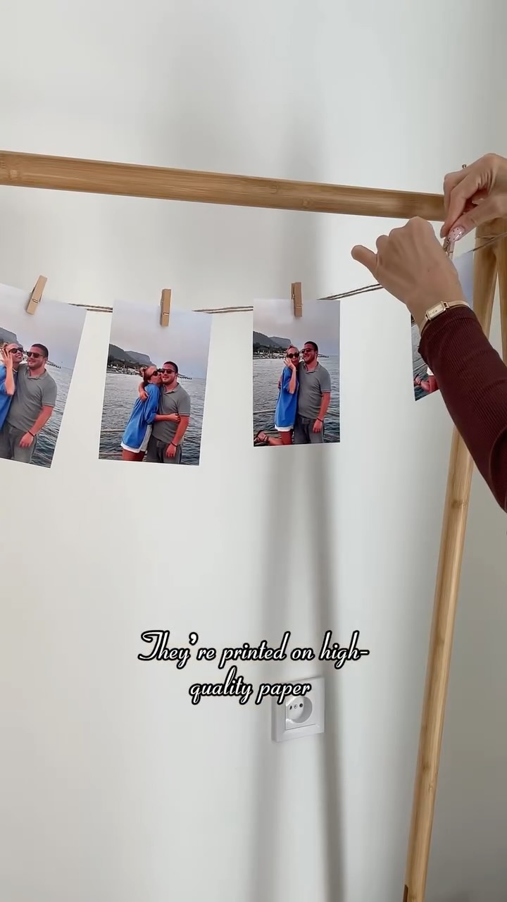 Instagram post by @ugcwithmmariam for FreePrints. Caption reads: [...] in your hands🤍✨💌

Check out @freeprints....