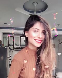 Instagram post by @sanakhan00 for Likee. Caption reads: Hey My Lovelies! ❤️ @like_india_official....