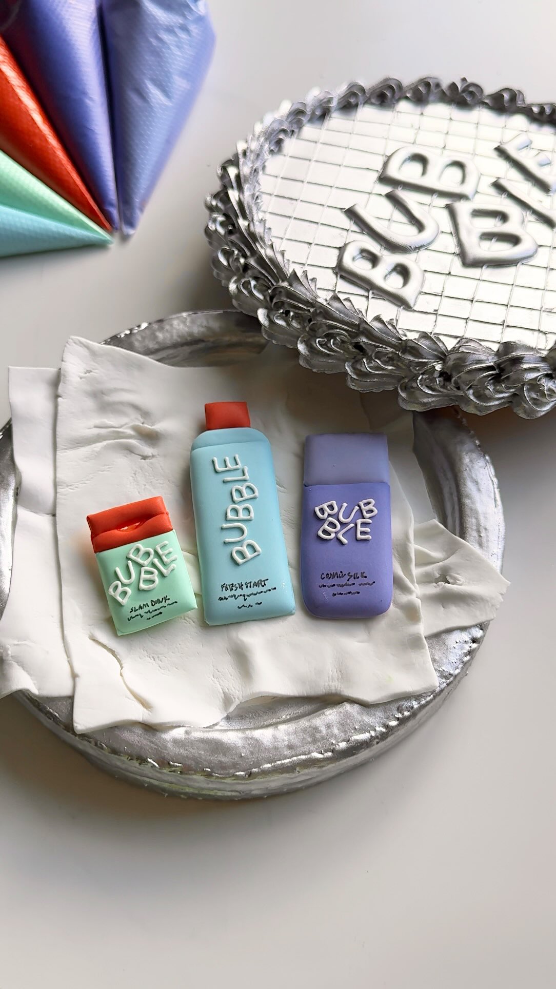 Instagram post by @lizziebakesco for hellobubble.com. Caption reads: Skincare that’s derm-approved AND looks like it....