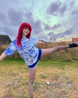 Instagram post by @nerdy.weeb.ghost for Joom. Caption reads: ♥️

Werbung / advertising 

Do you wanna know....