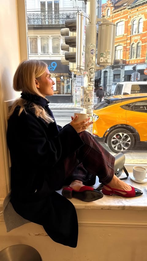 Instagram post by @oliviatps for Sezane. Caption reads: My winter essentials: Cute outfits by @sezane ,....