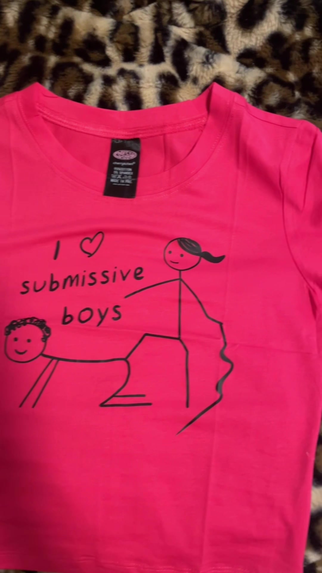 TikTok post by @katalinacmakeup for Cherrykitten. Caption reads: [...] Boys Crop Top Y2K style From @cherrykitten ....