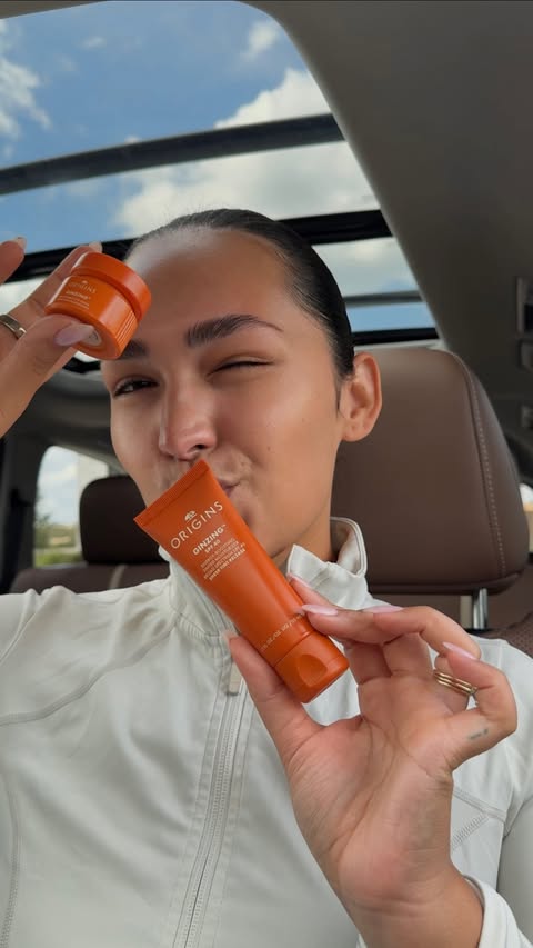 Instagram post by @isa_kristen22 for Origins. Caption reads: [...] energize our bodies AND our skin with....