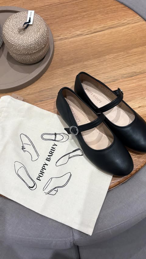 Instagram post by @andreecynthiaa for POPPY BARLEY. Caption reads: I stopped by the @poppybarley Calgary Market Mall....