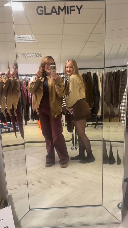 Instagram post by @itsanewmeemj for GLAMIFYFASHION. Caption reads: Glamify’s new shop opening event 💕....