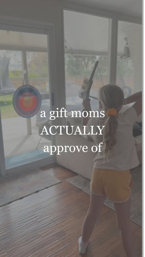 Instagram post by @annalee15 for KiwiCo. Caption reads: [...] to play with for more than 37 seconds🫠....