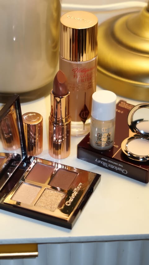 Instagram post by @dishabatra08 for Nykaa. Caption reads: IS THIS FOR REAL??? 🤯✨

I tried the NEW! Airbrush....