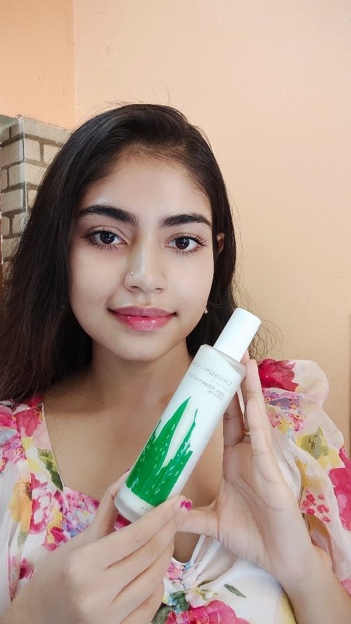 Instagram post by @blissfulluster for CHUNGMIJUNG. Caption reads: [...] glowing skin! I've been testing the....